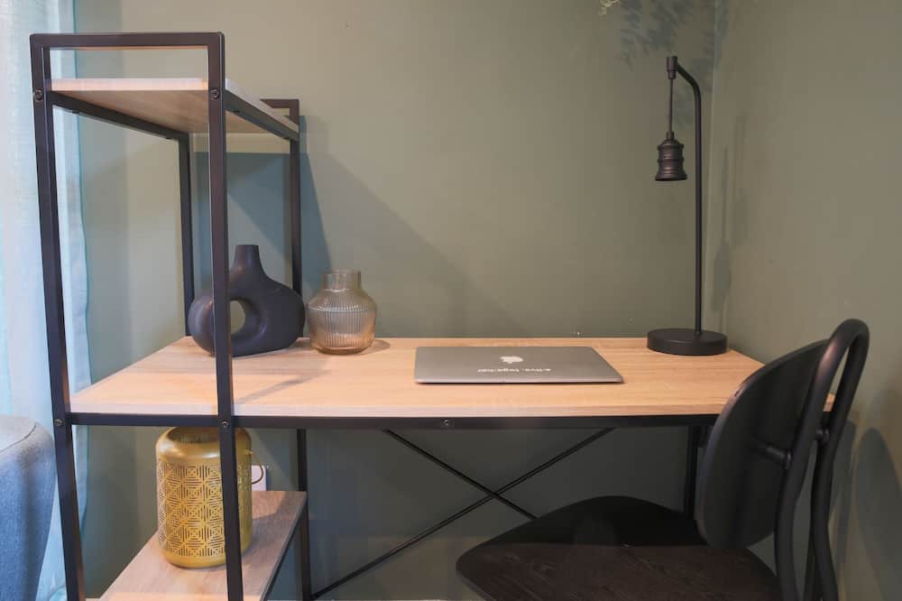 Photo of Others in Atlantic Wharf