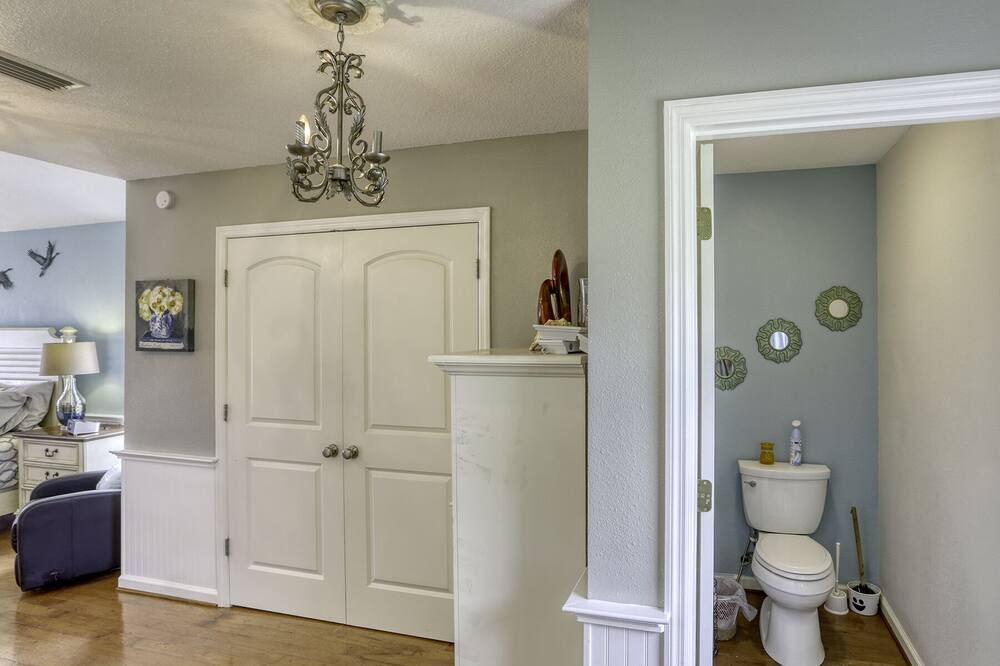 Photo of Bathroom in Donalsonville