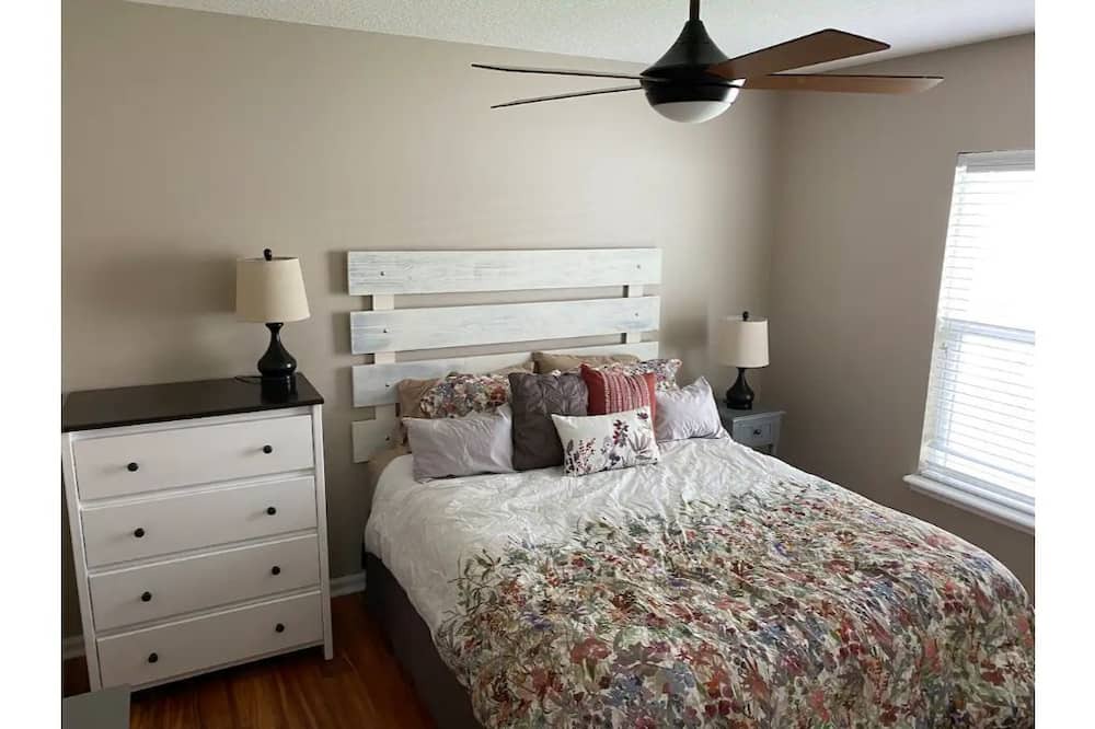 Photo of Bedroom in Yulee