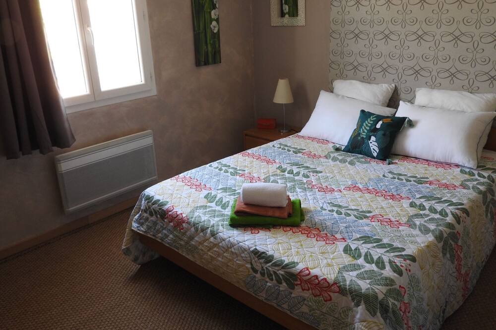 Photo of Bedroom in Villevieille