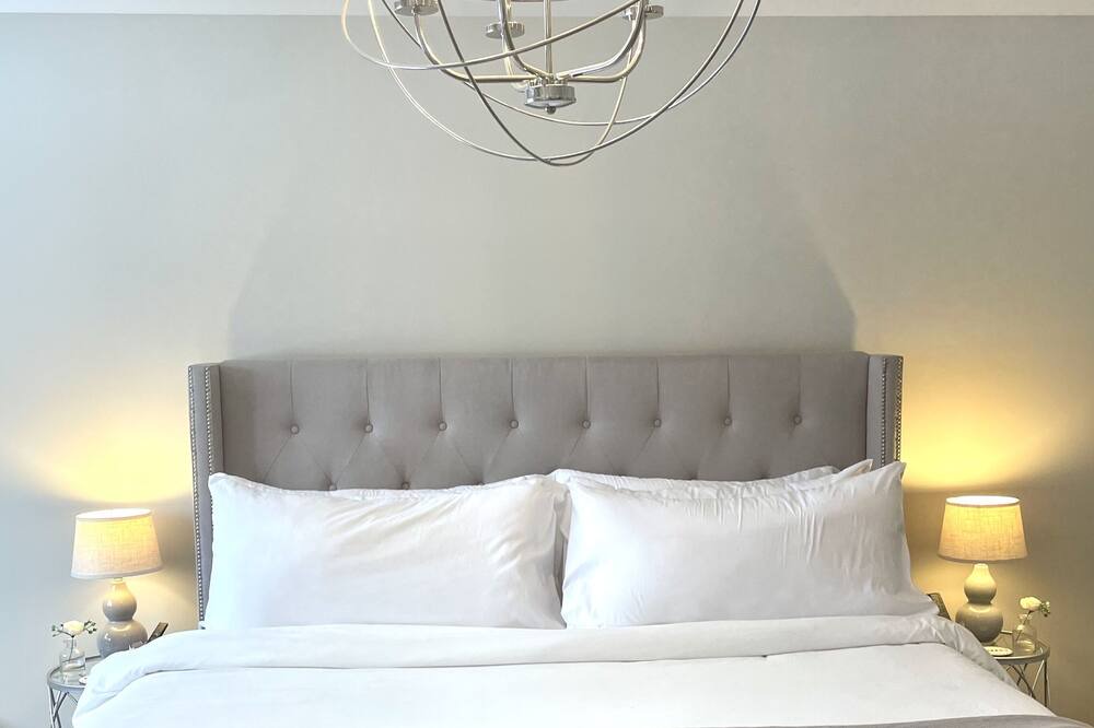 Photo of Bedroom in Stayner