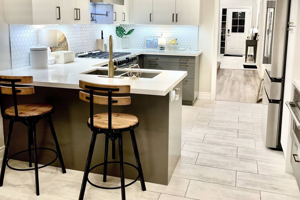 Photo of Kitchen in Stayner