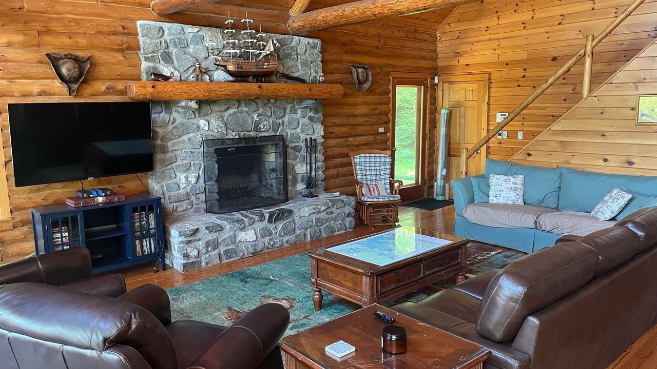 Photo of Livingroom in Lubec
