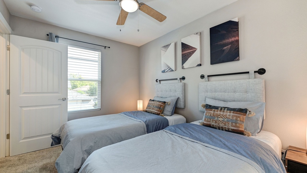 Photo of Bedroom in North Oak Park