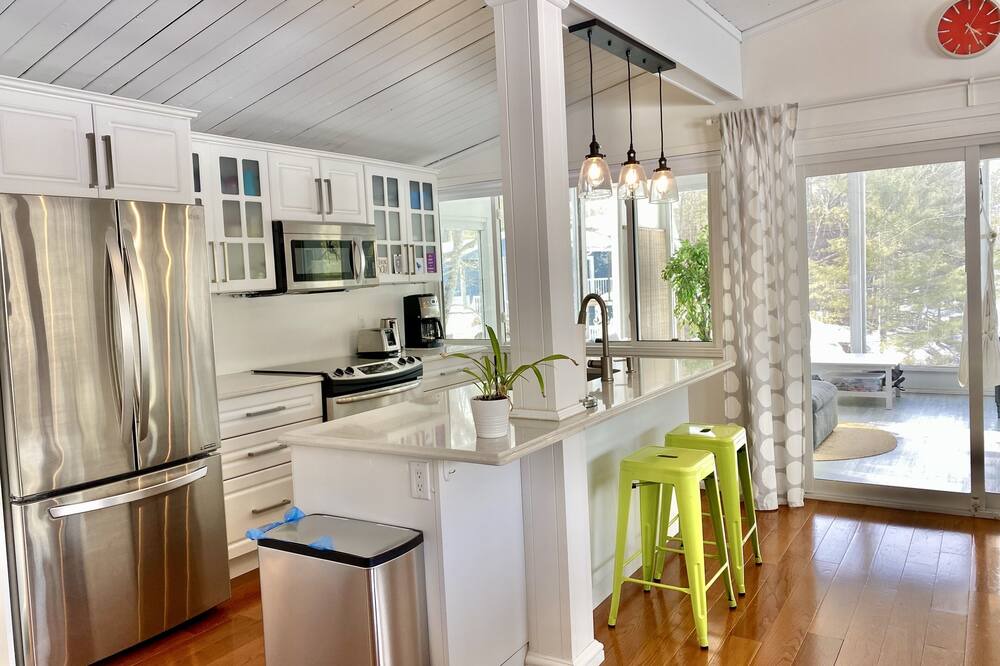 Photo of Kitchen in Gravenhurst