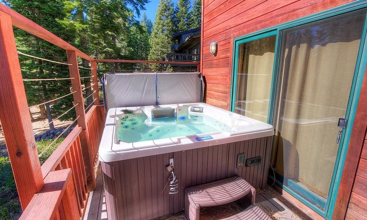 Photo of Outdoor in Kingswood Estates
