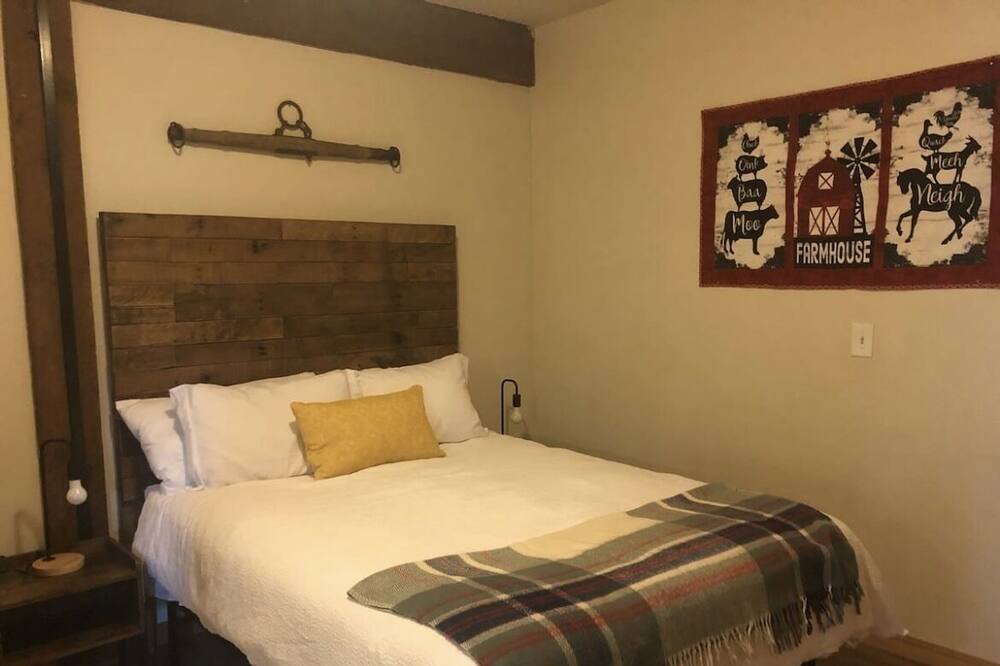 Photo of Bedroom in Battle Ground
