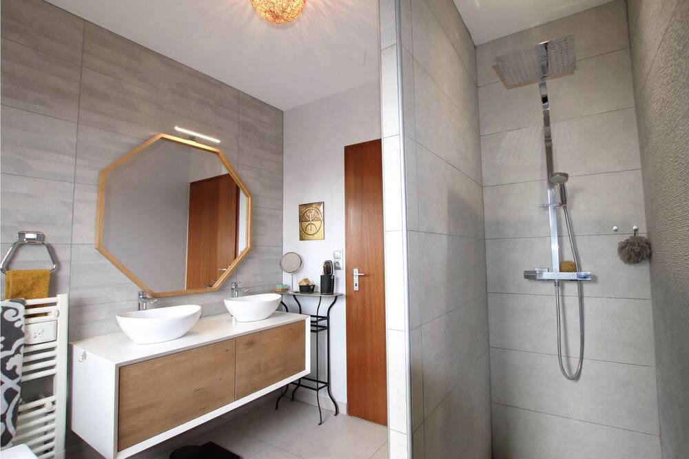 Photo of Bathroom in Sainte-Blandine