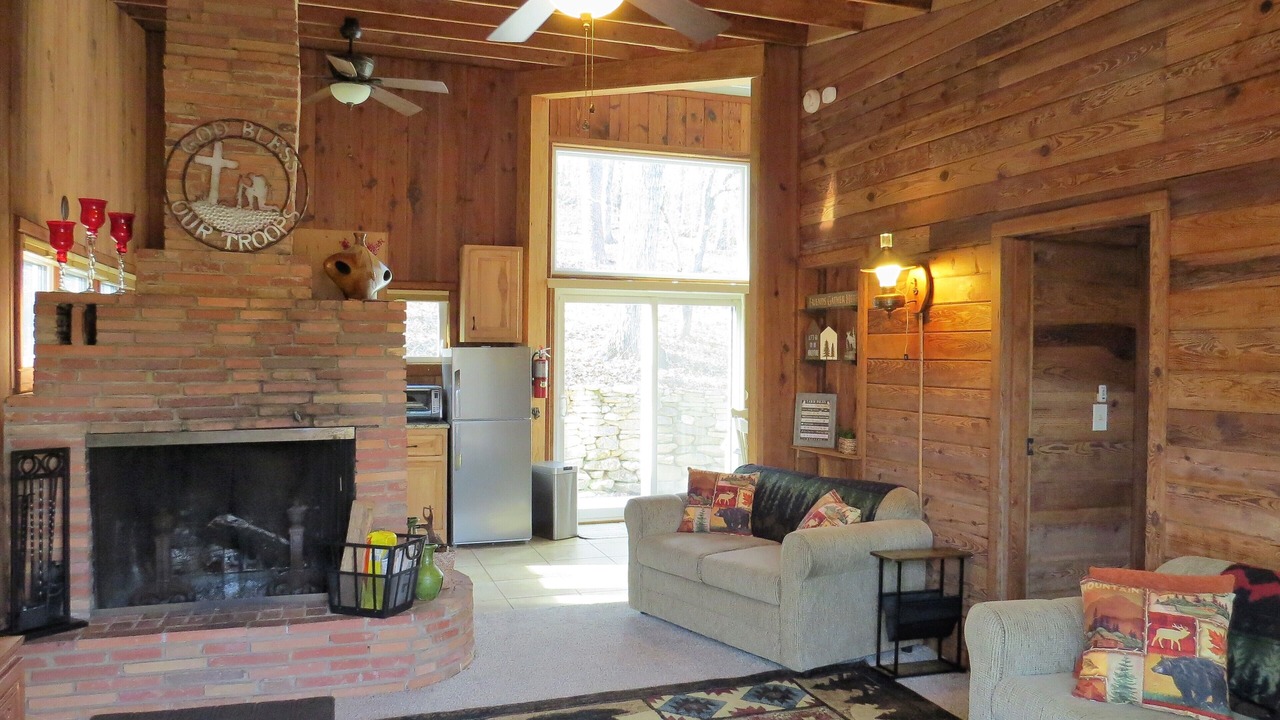 Photo of Livingroom in Pickens