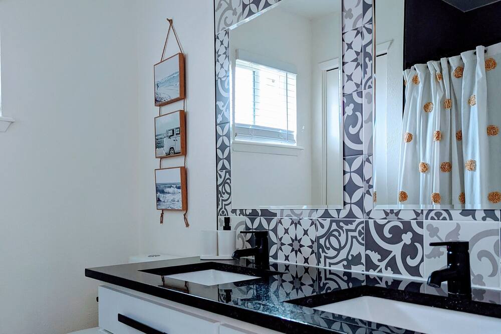 Photo of Bathroom in El Paso