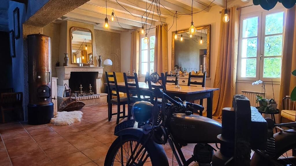 Photo of Livingroom in Lavergne