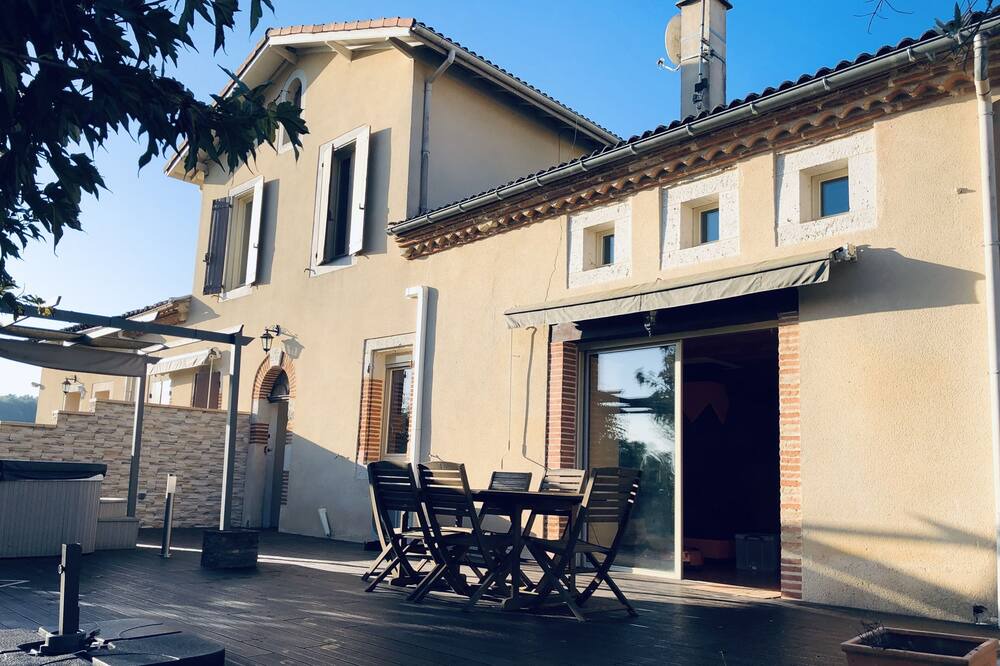 Photo of Outdoor in Auvillar