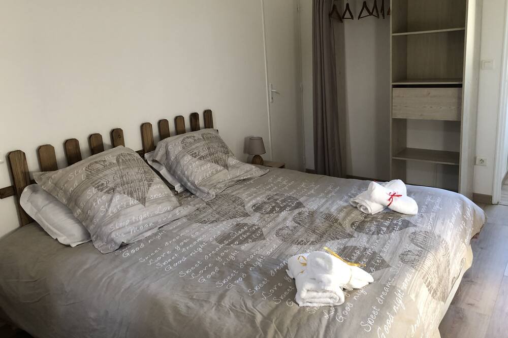 Photo of Bedroom in Auvillar
