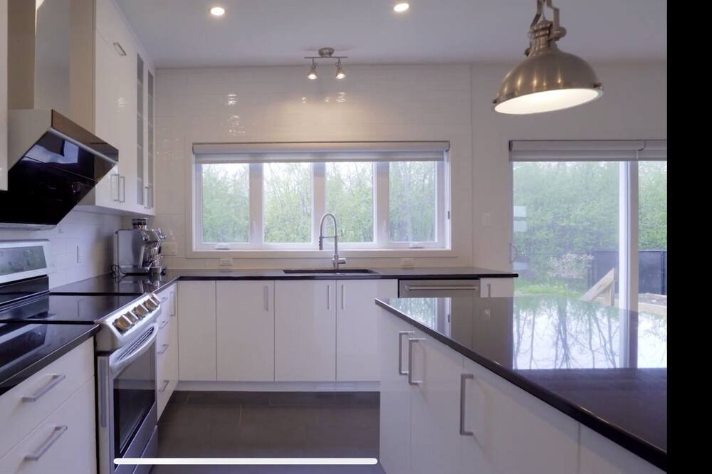 Photo of Kitchen in Aylmer