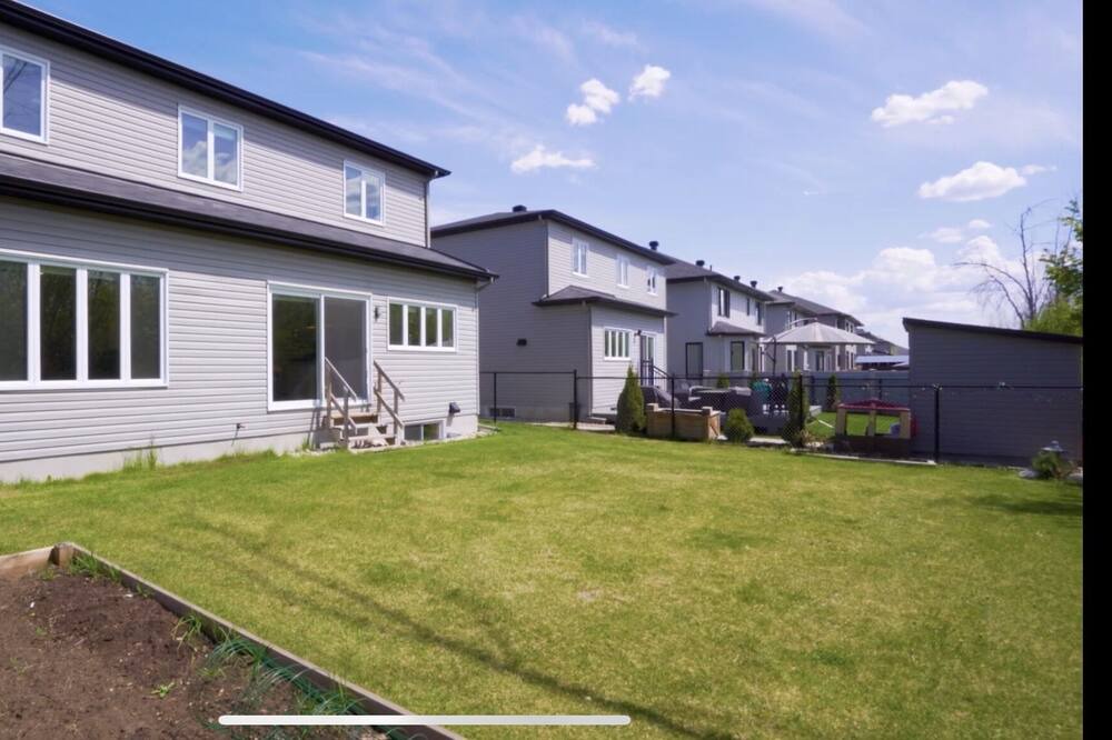 Photo of Outdoor in Aylmer