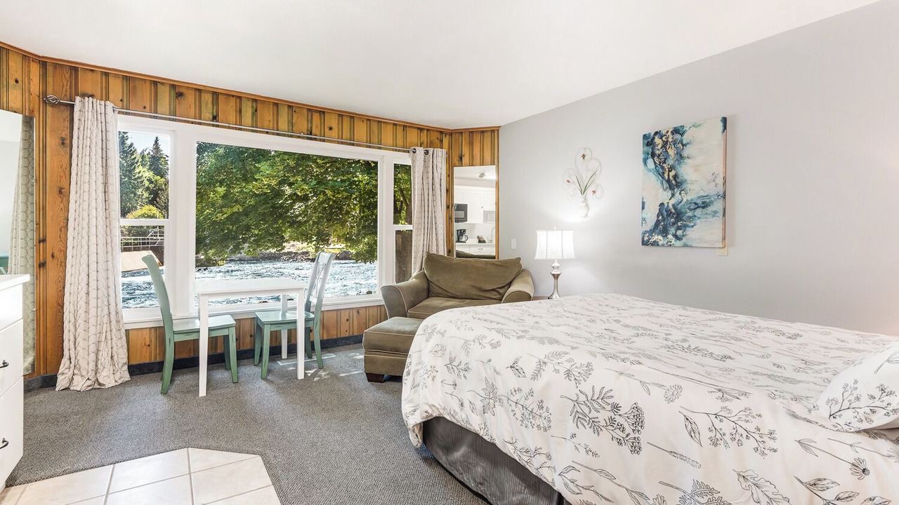 Photo of Others in Bend