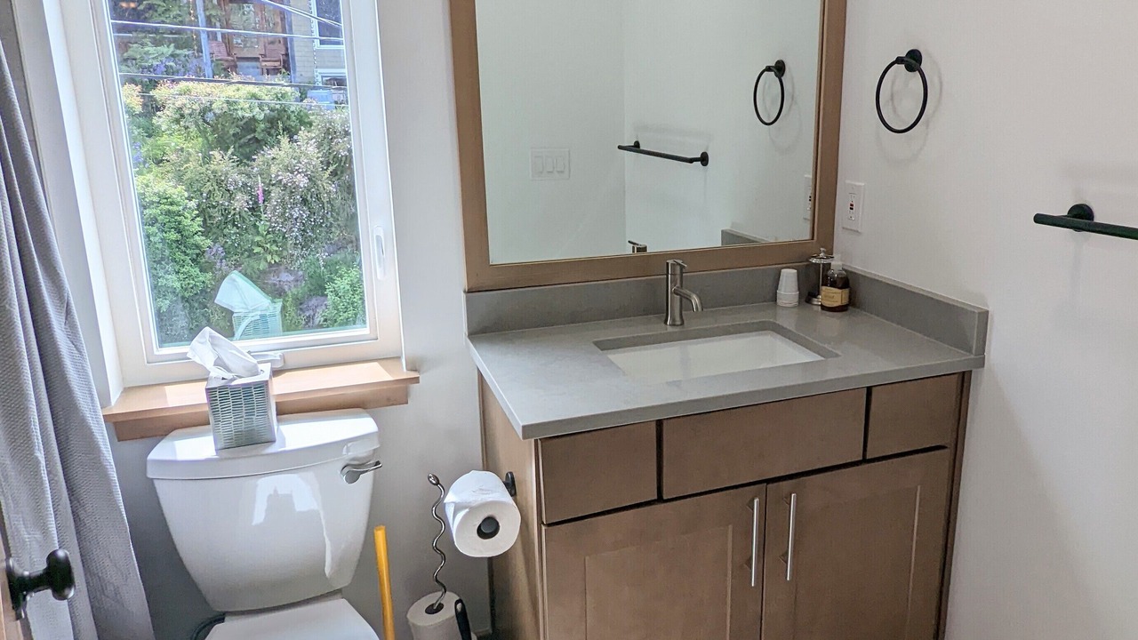 Photo of Bathroom in North Admiral