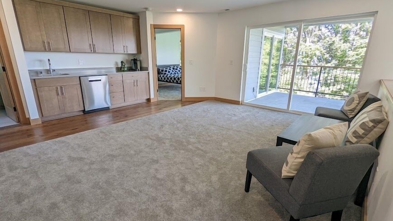 Photo of Others in North Admiral