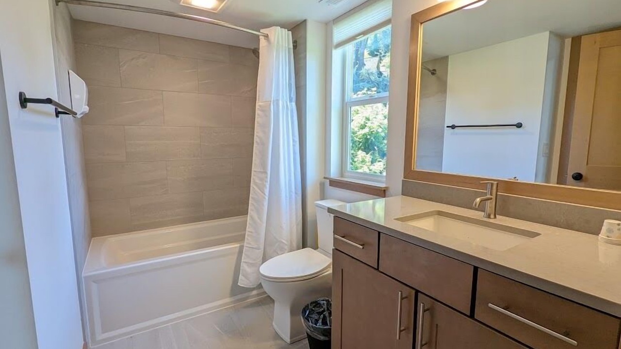 Photo of Bathroom in North Admiral