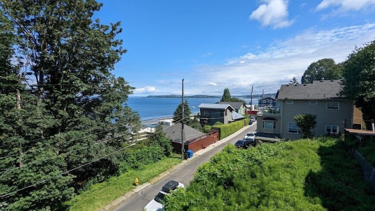 Photo of Others in North Admiral