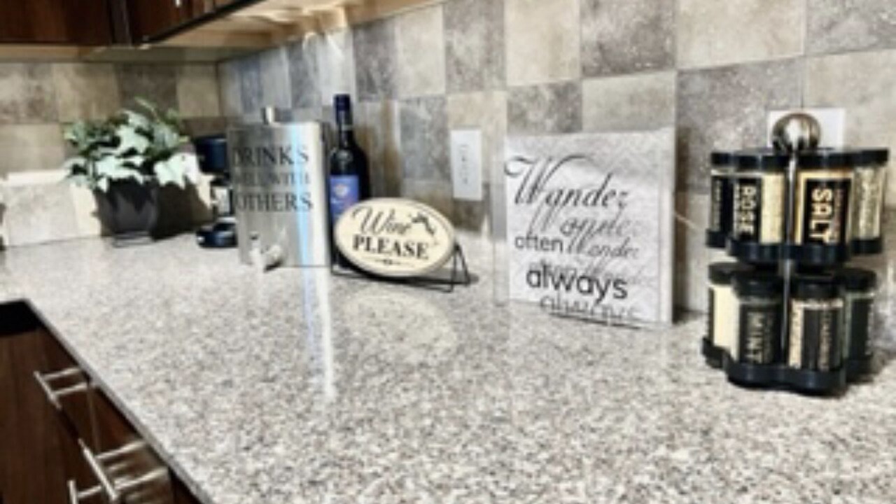 Photo of Kitchen in Lazybrook/Timbergrove