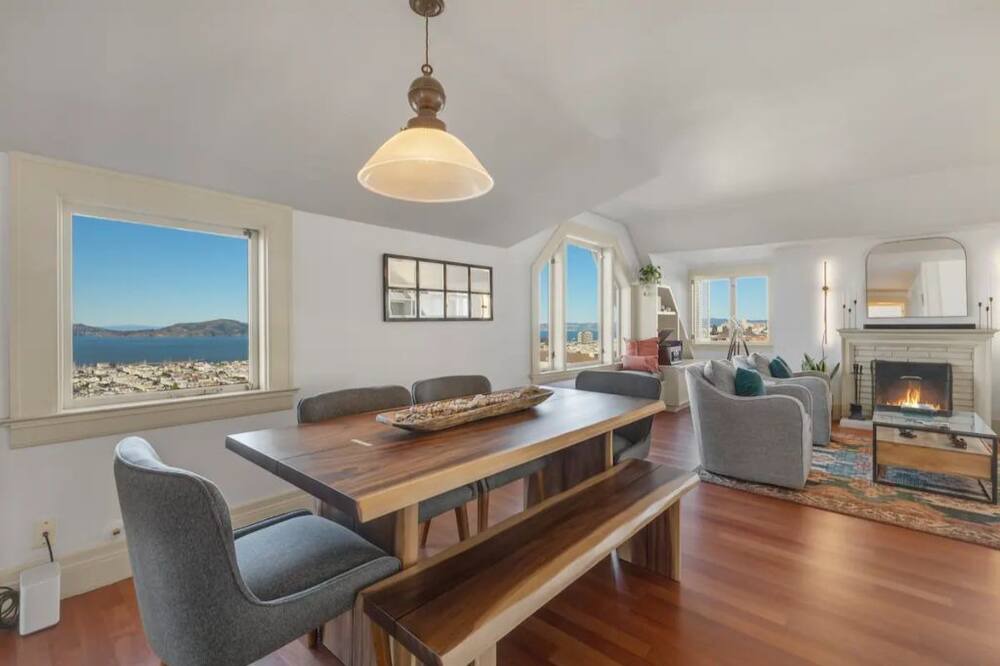 Photo of Others in Pacific Heights