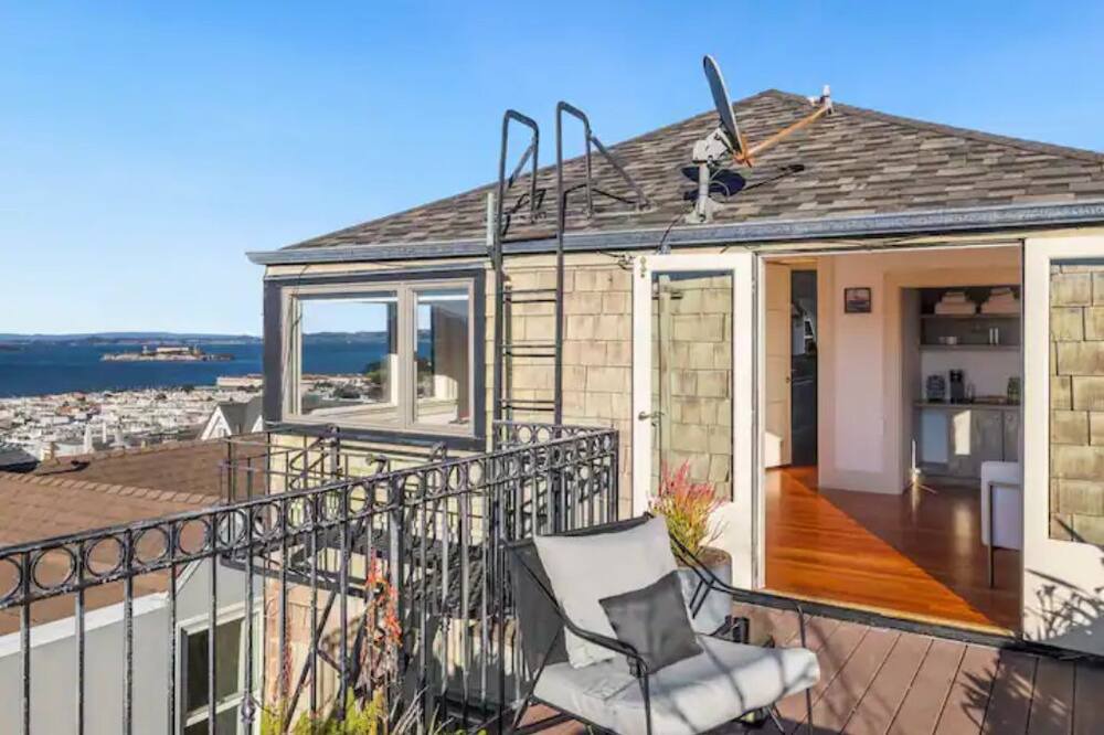 Photo of Outdoor in Pacific Heights
