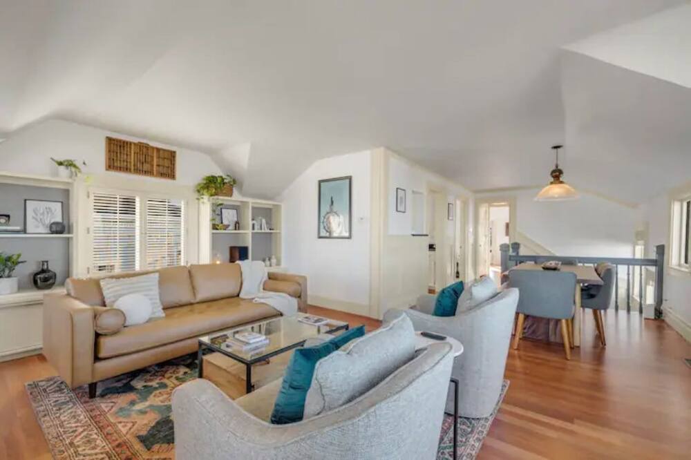 Photo of Livingroom in Pacific Heights