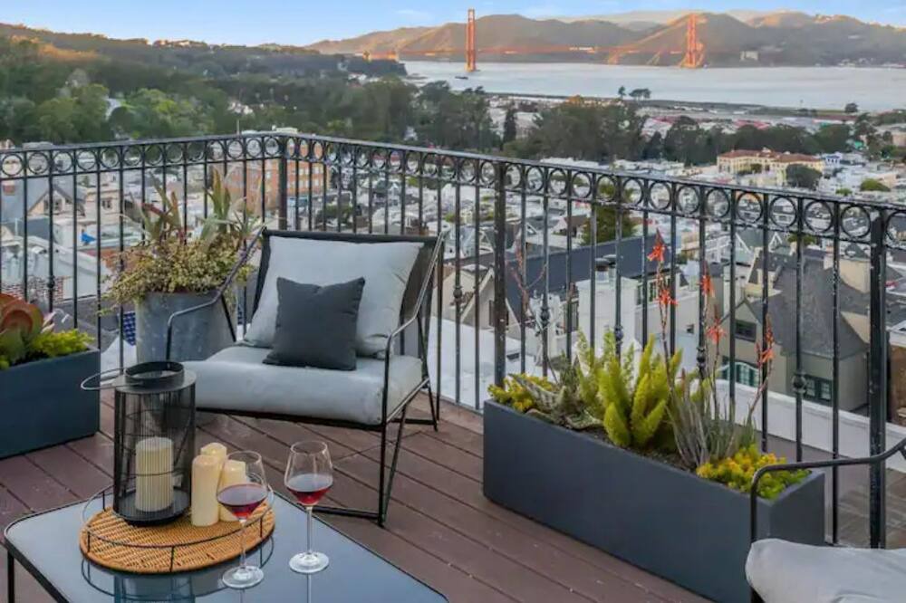 Photo of Outdoor in Pacific Heights