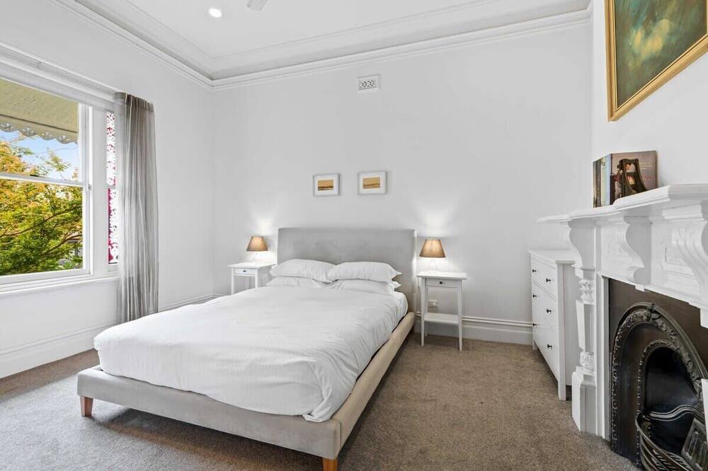 Photo of Others in Kensington