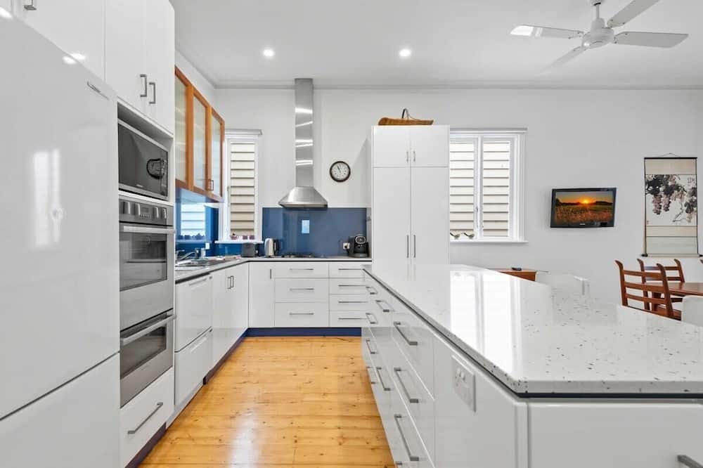 Photo of Others in Kensington