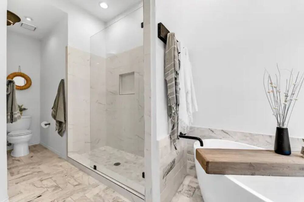 Photo of Bathroom in Grapevine