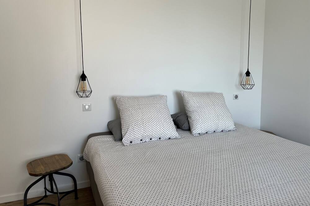 Photo of Bedroom in Chateauneuf-de-Galaure