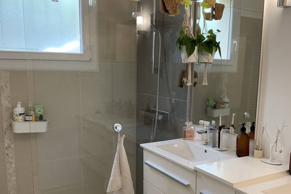 Photo of Bathroom in Saint-Martin