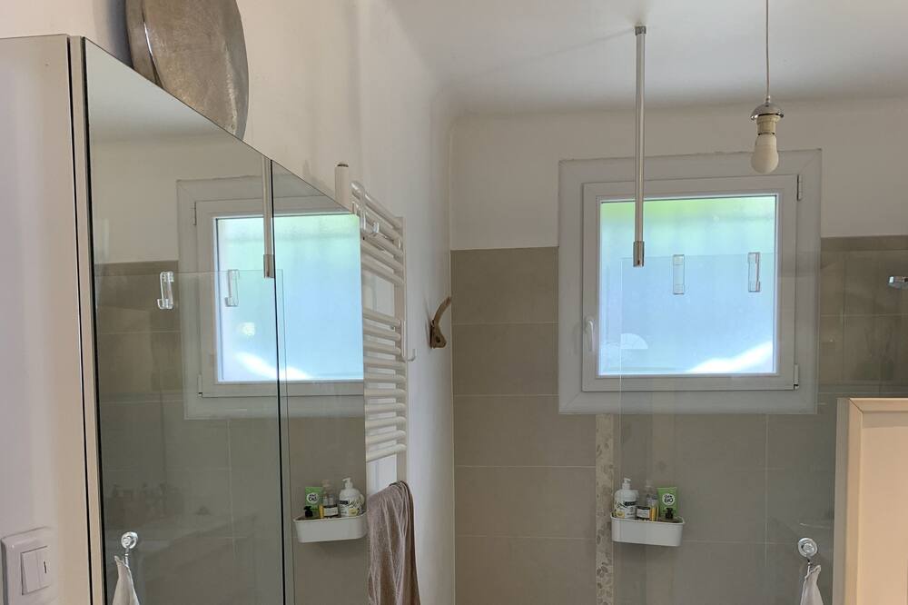 Photo of Bathroom in Saint-Martin