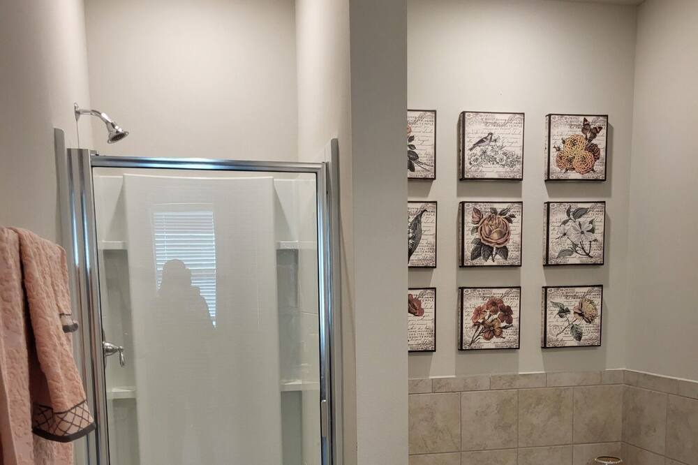 Photo of Bathroom in Shenandoah