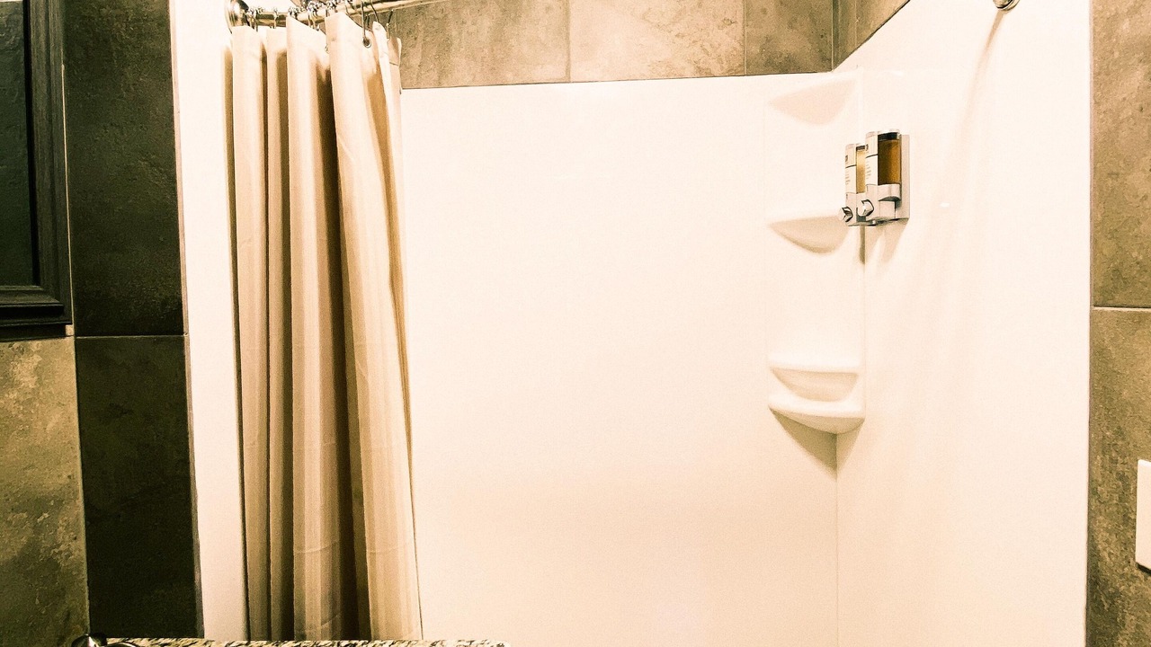 Photo of Bathroom in Cape Fair