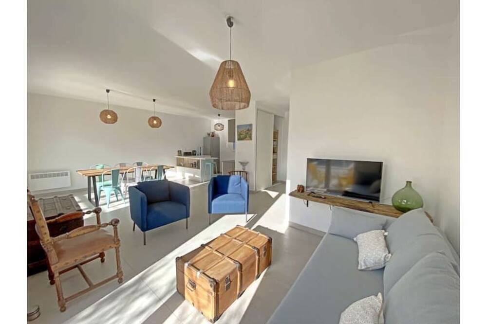 Photo of Livingroom in Pujaut