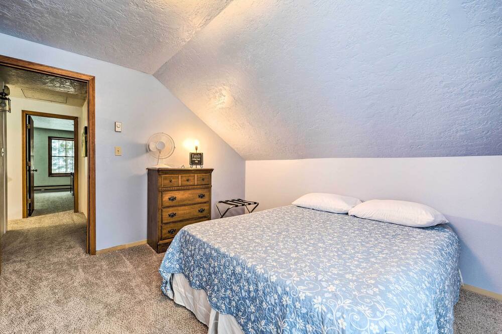 Photo of Bedroom in Lowman