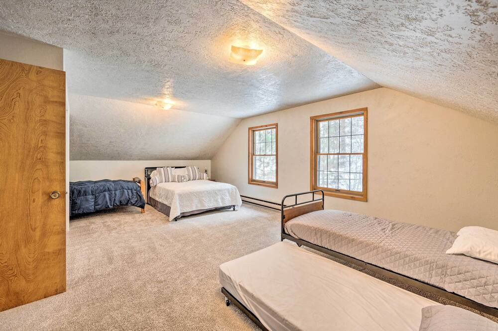 Photo of Others in Lowman