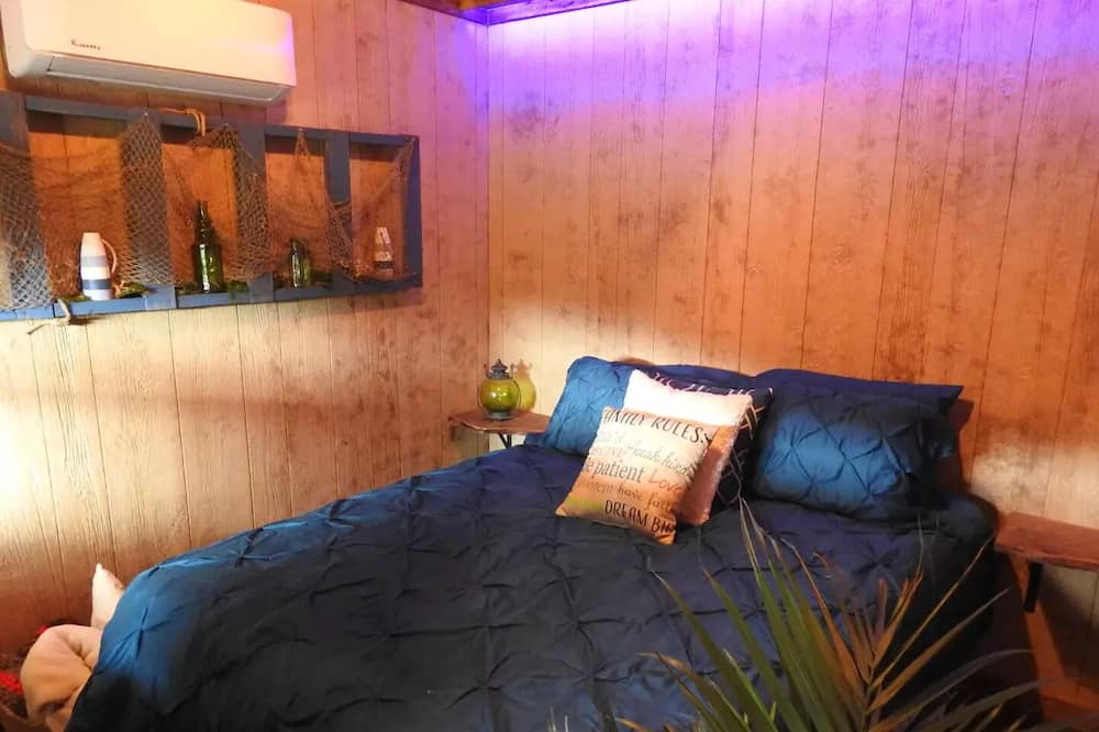 Photo of Bedroom in Alix