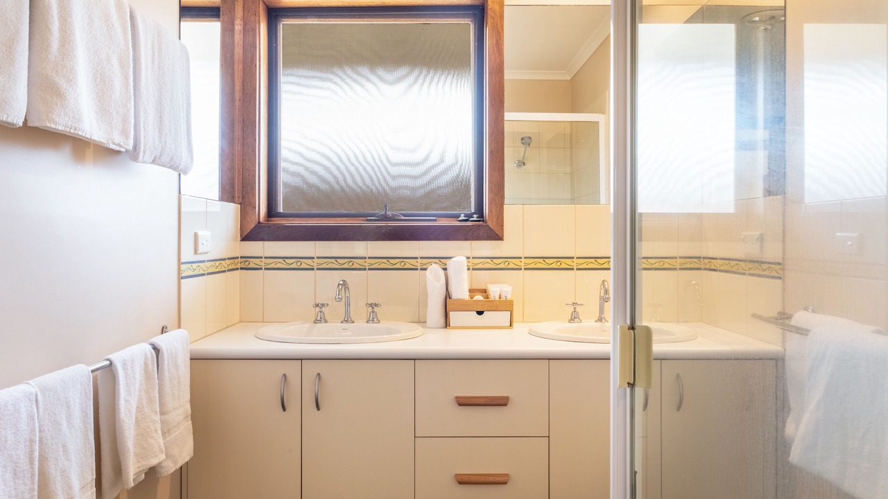 Photo of Bathroom in Torquay