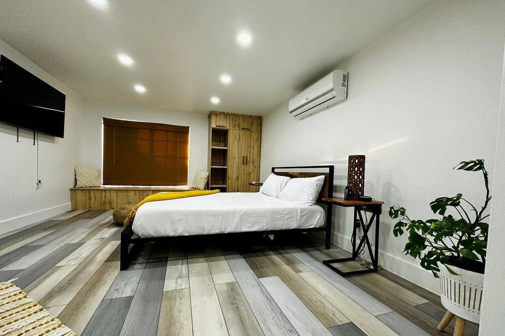 Photo of Bedroom in Coral Terrace