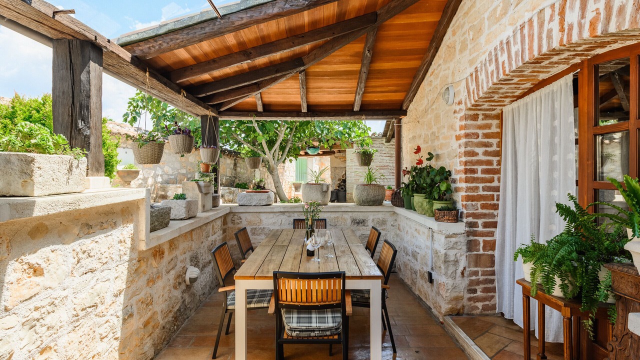 Photo of Patio Balcony in Baderna