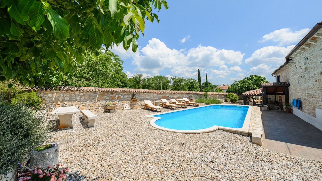 Photo of Outdoor in Baderna