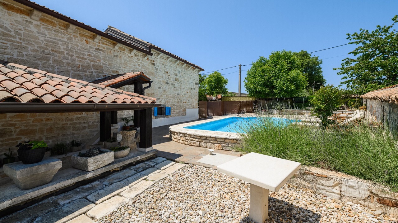 Photo of Outdoor in Baderna