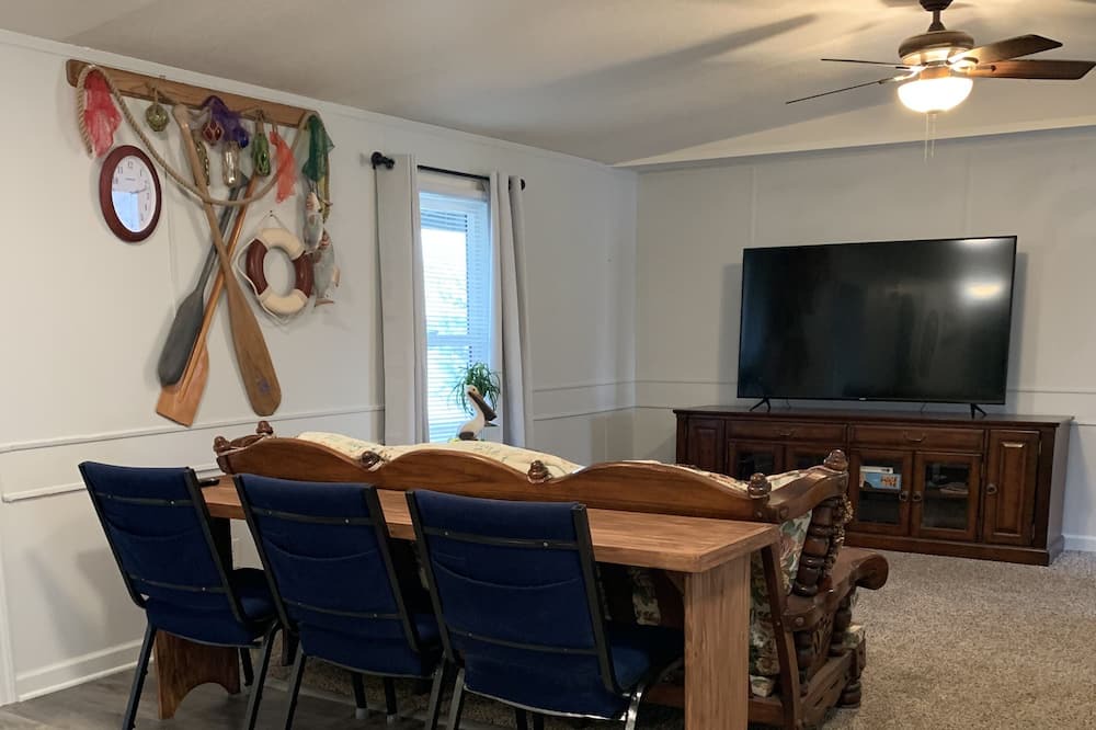 Photo of Livingroom in Blocker