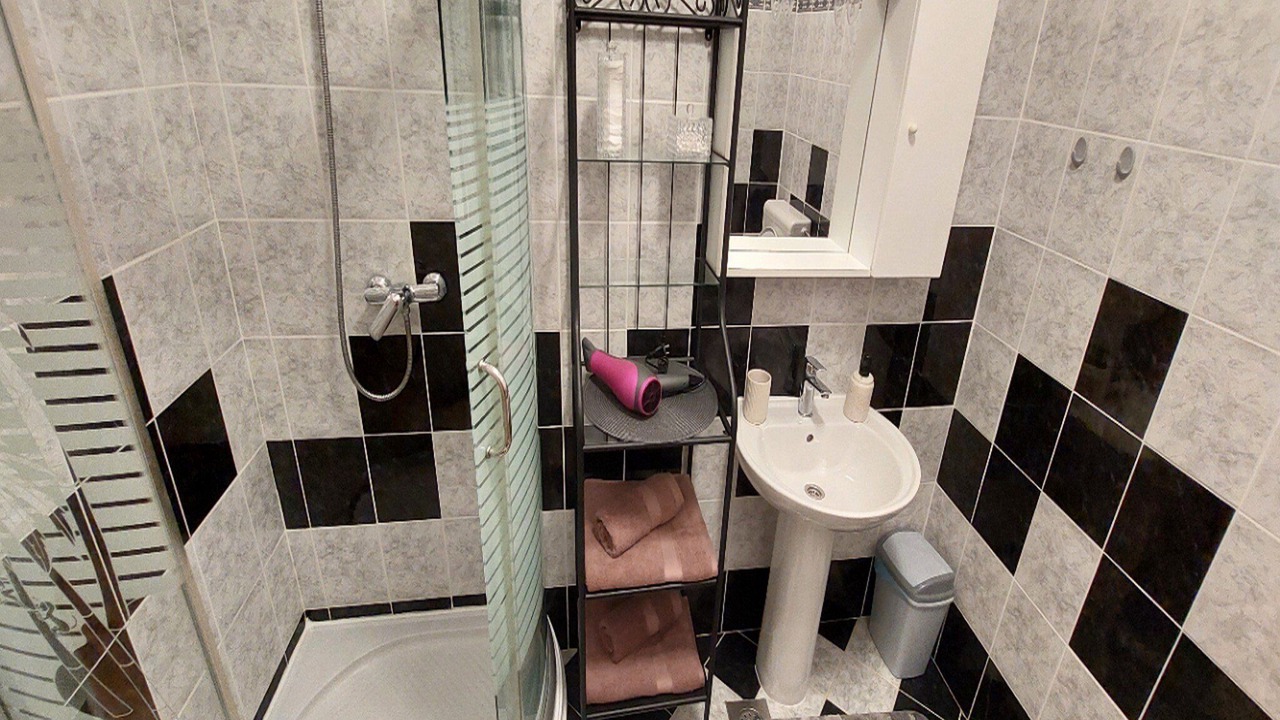 Photo of Bathroom in Cres