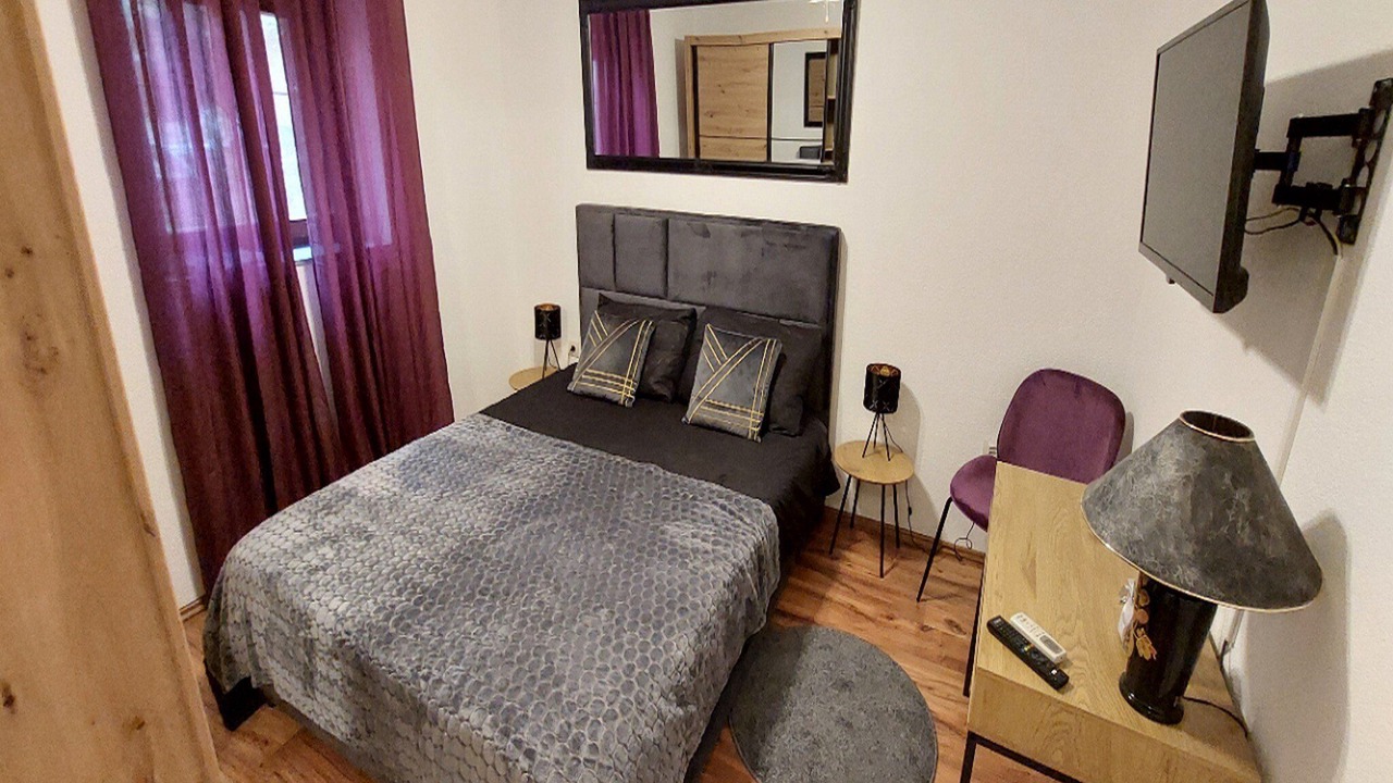 Photo of Bedroom in Cres