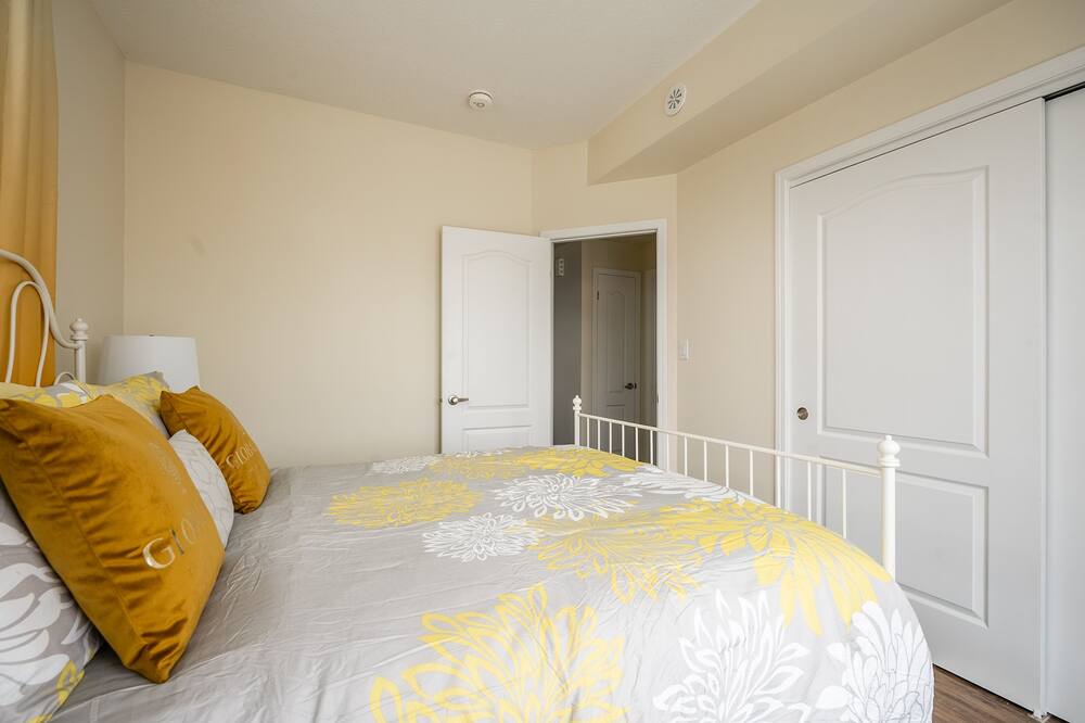 Photo of Bedroom in Beamsville